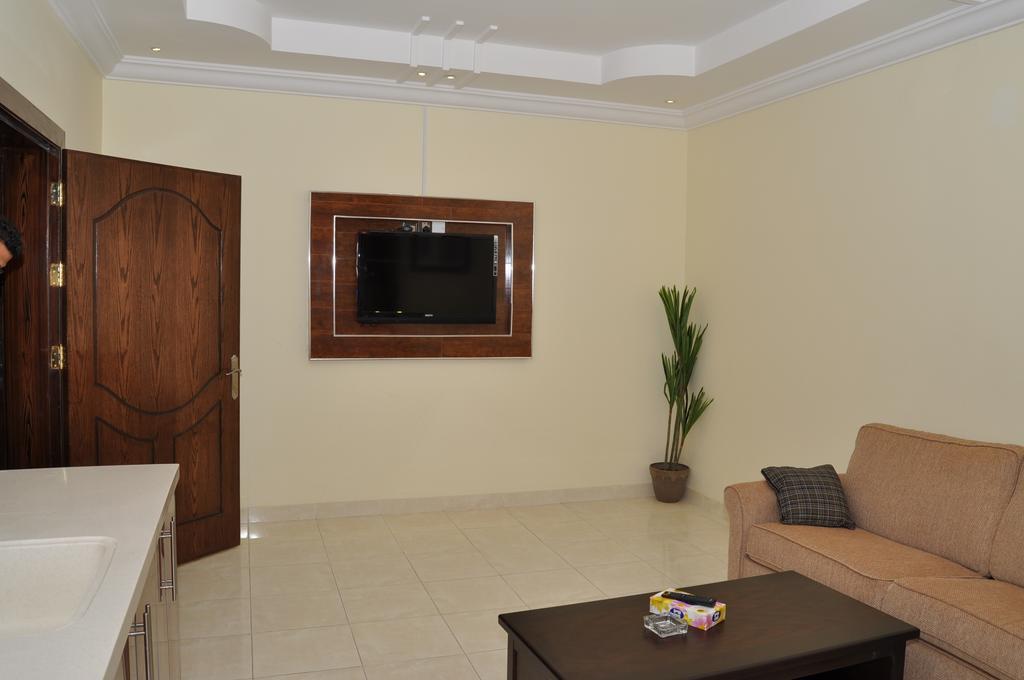 منازل بجيلة للاجنحة الفندقية Manazel Begela Hotel Apartments ฏออิฟ ห้อง รูปภาพ