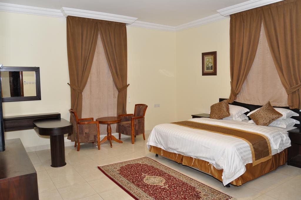 منازل بجيلة للاجنحة الفندقية Manazel Begela Hotel Apartments ฏออิฟ ห้อง รูปภาพ